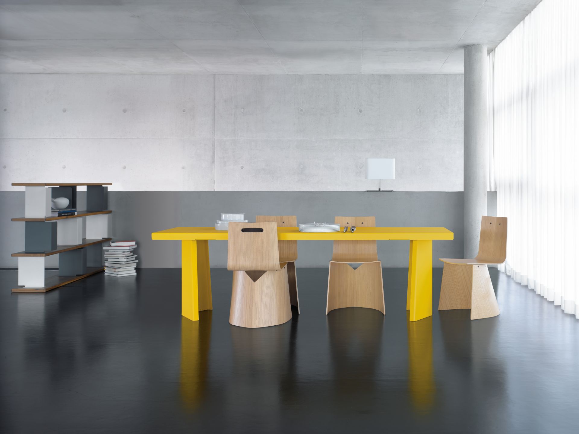 ClassiCon-paris-shelf-pallas-table-venus-chair-photo-popinger.jpg