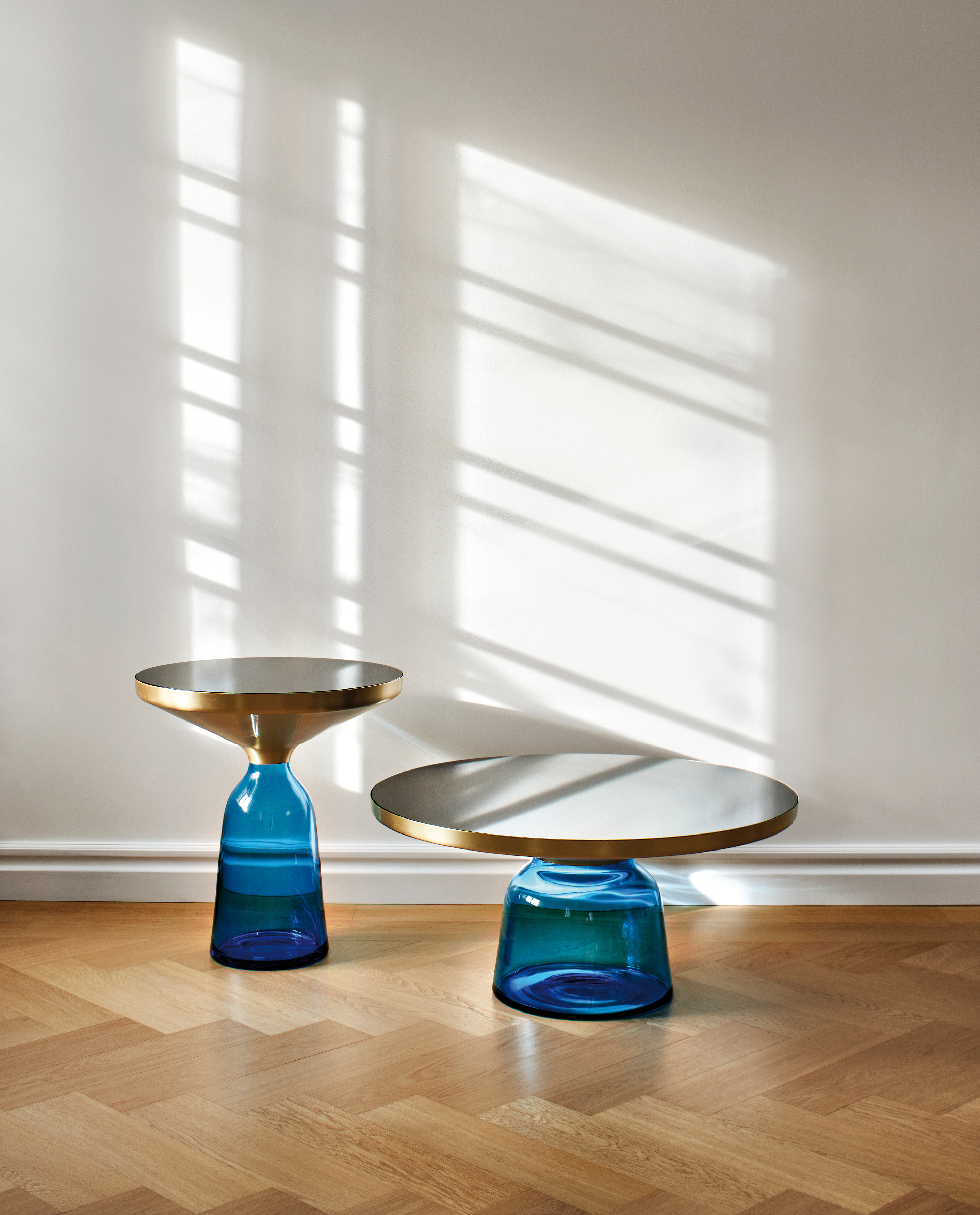 Bell TableSaphirblau
Neu 2020