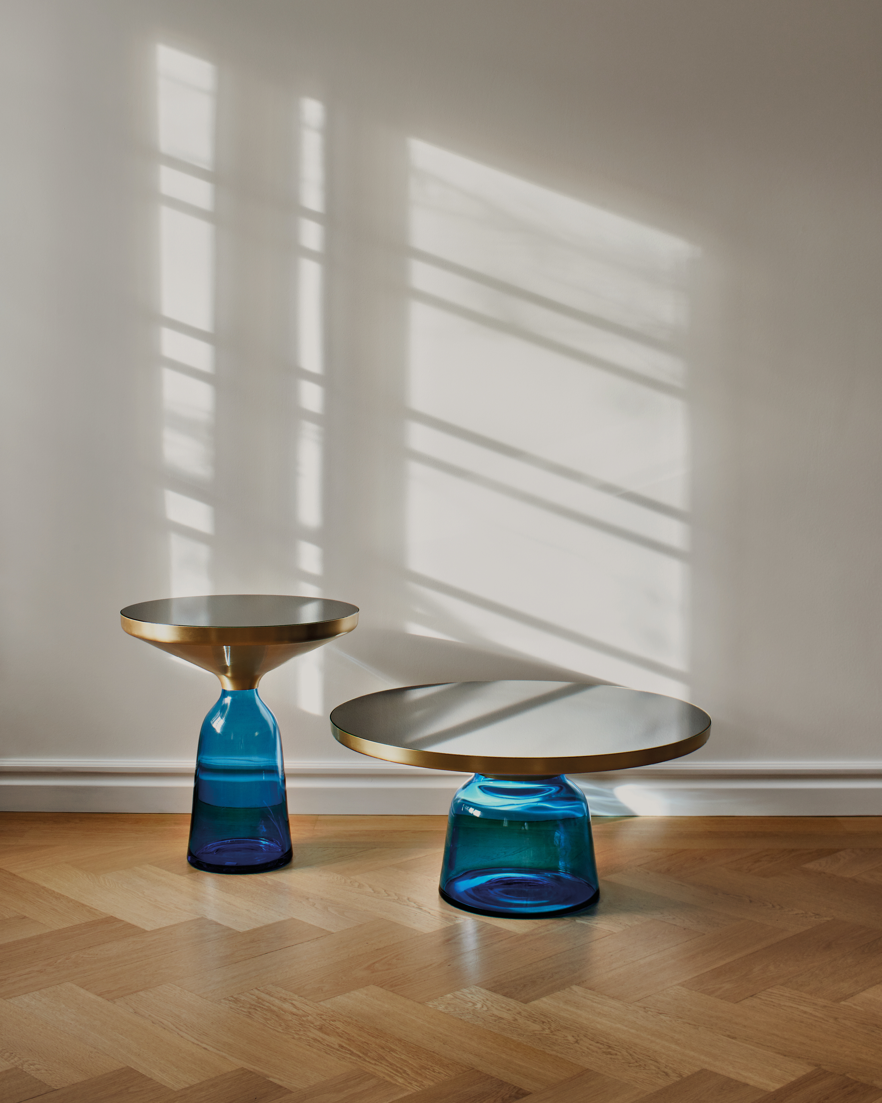 Bell TableSaphirblau
Neu 2020